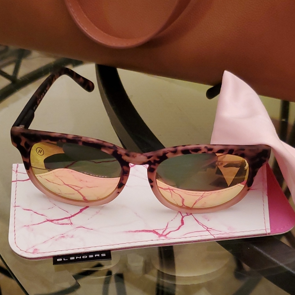 Blenders Heart Rush Polarized sunglasses